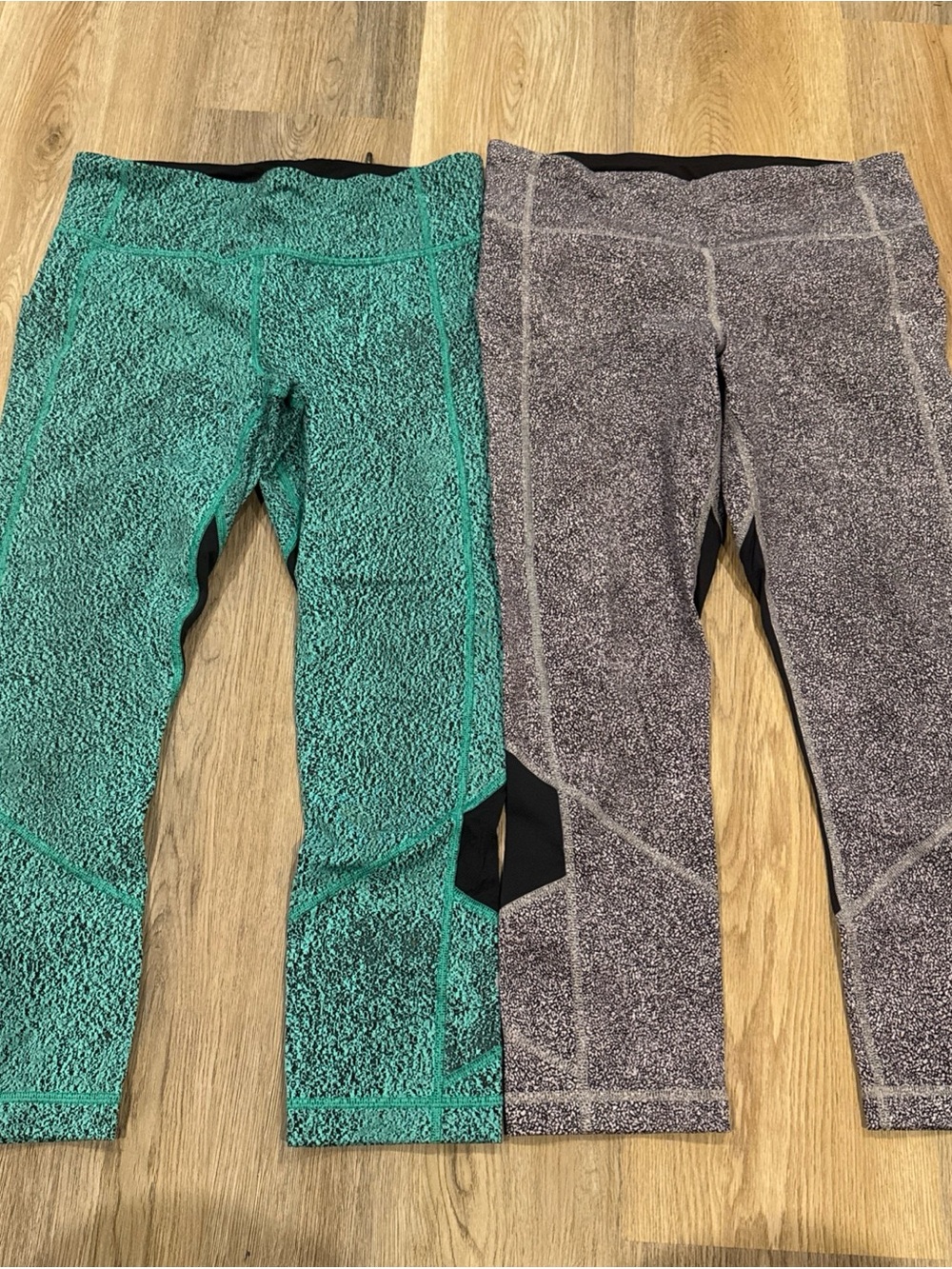 Bundle 2 Lululemon Pace Rival Crop 22” Power Luxtreme Spray Jacquard Bali Breeze